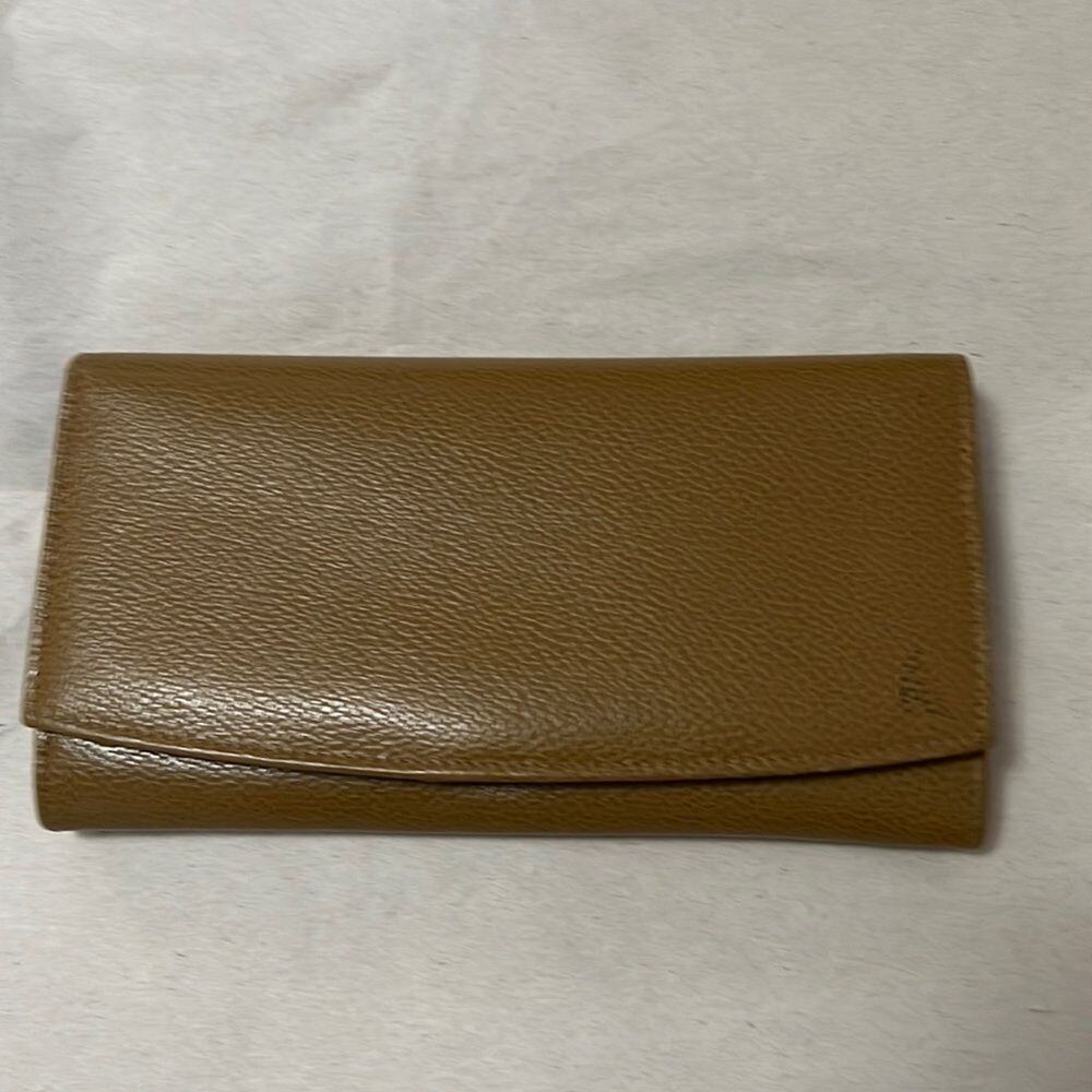 COACH PEBBLE GRAIN WALLET 13 COMPARTMENTS
